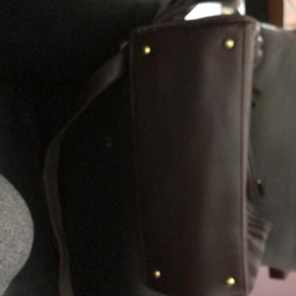 Adrienne Vittadini Boston bag. Brown/dark brown. - Picture 2 of 4